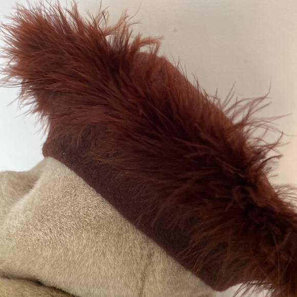 A Brod Wool and Feather Basque Beret Burgundy - Picture 3 of 7